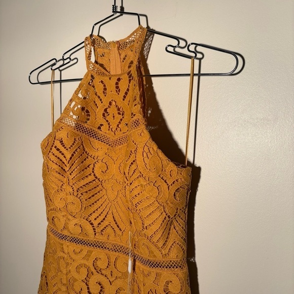 NWT Two Sisters The Label Mustard Lace Midi Dress - Picture 1 of 11
